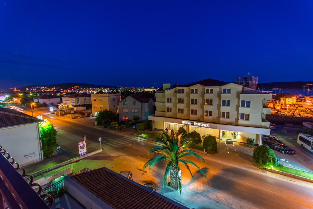 Apartments Barba Trogir Luaran gambar