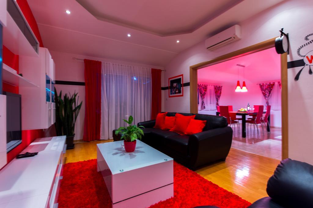 Apartments Barba Trogir Luaran gambar