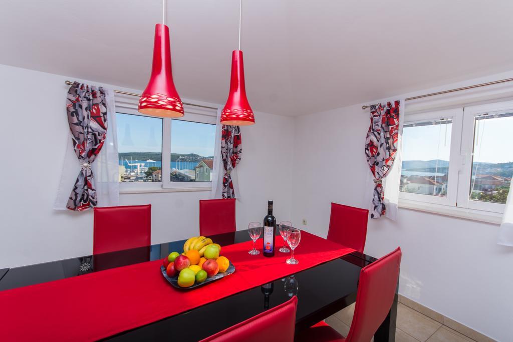 Apartments Barba Trogir Luaran gambar