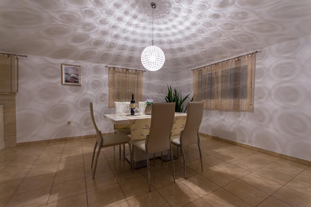 Apartments Barba Trogir Luaran gambar