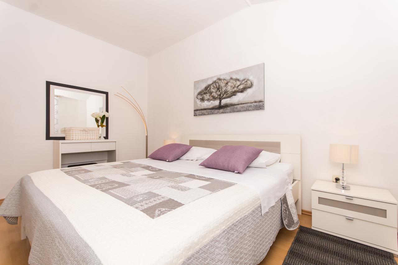 Apartments Barba Trogir Luaran gambar