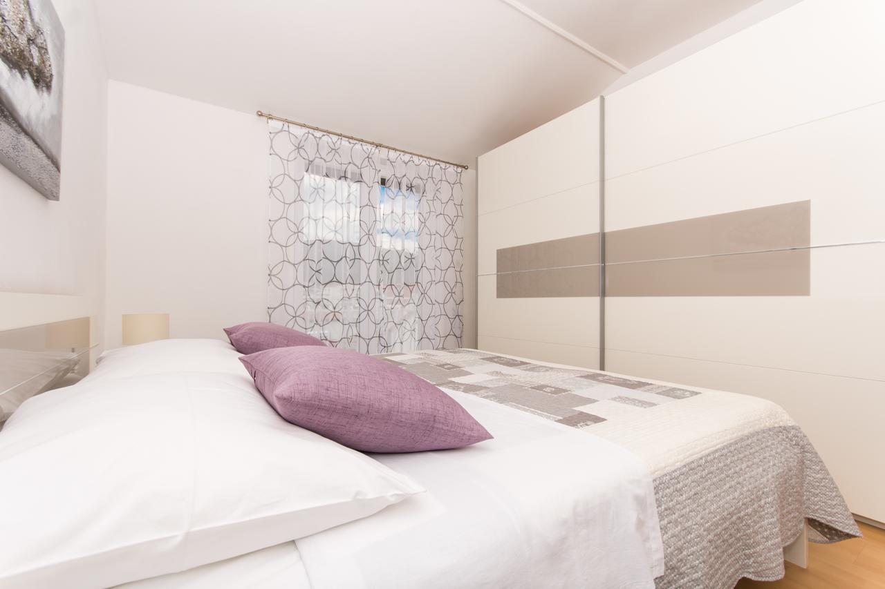 Apartments Barba Trogir Luaran gambar