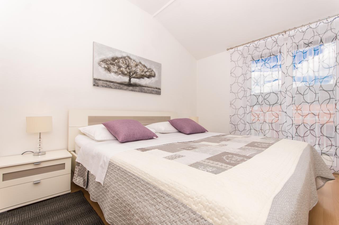 Apartments Barba Trogir Luaran gambar