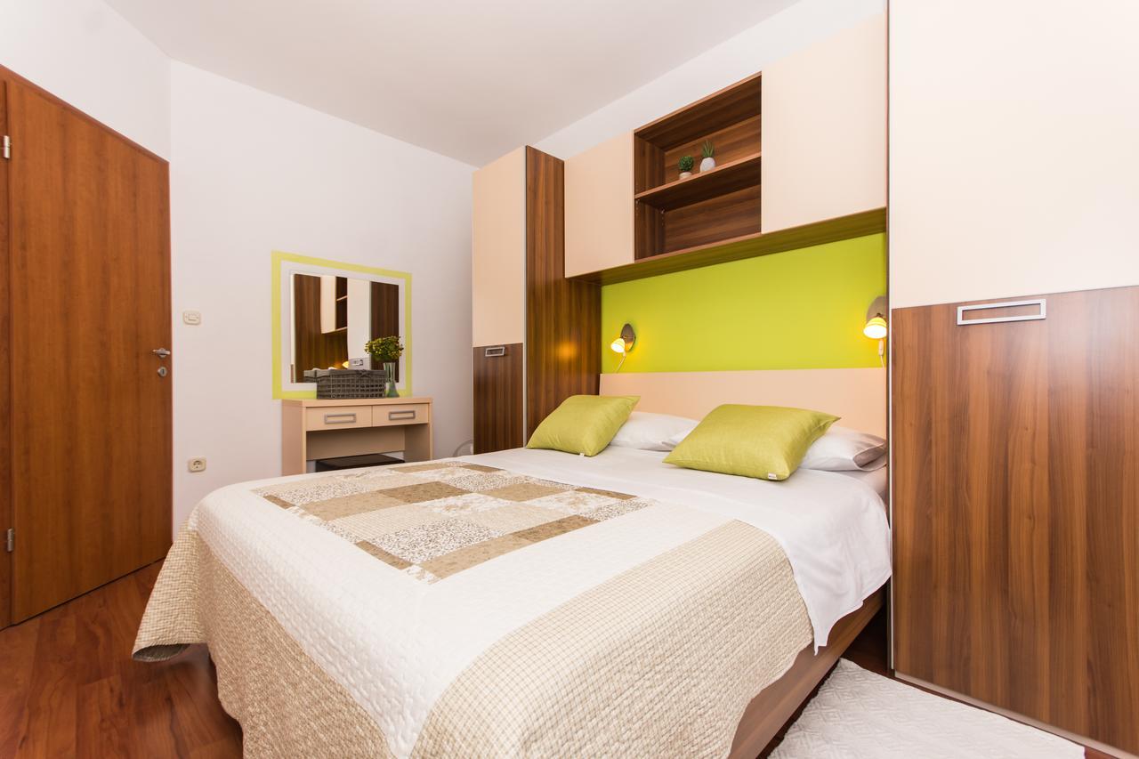 Apartments Barba Trogir Luaran gambar