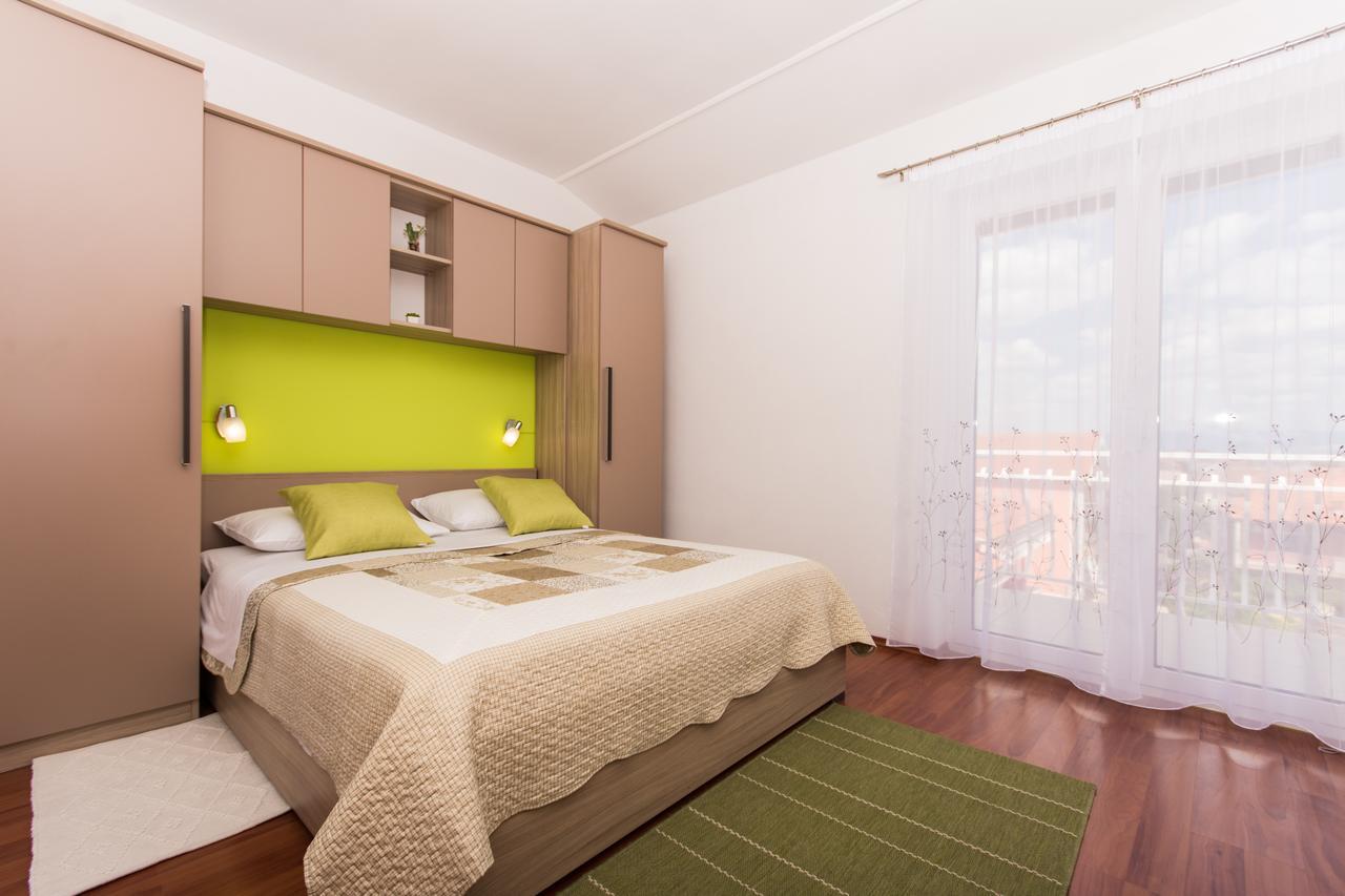 Apartments Barba Trogir Luaran gambar